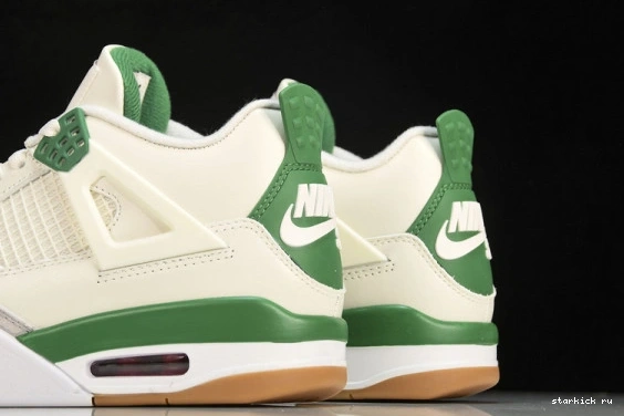   DR5415-103 Green Retro  4 SB Jordan DR5415-103 Pine 0310